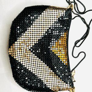 Vintage Metallic Gold & Black Mesh Purse – 1980s – Geometric Design – Snake Chai